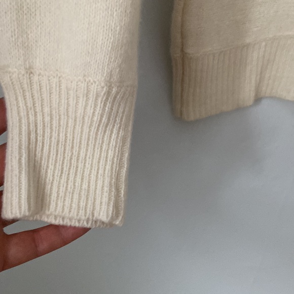 Magnolia lambs wool and angora sweater - Picture 3 of 5